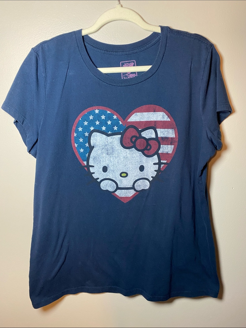 Hello Kitty Old Navy Blue Tee with Red Bow & American Flag Heart Graphic (Large)